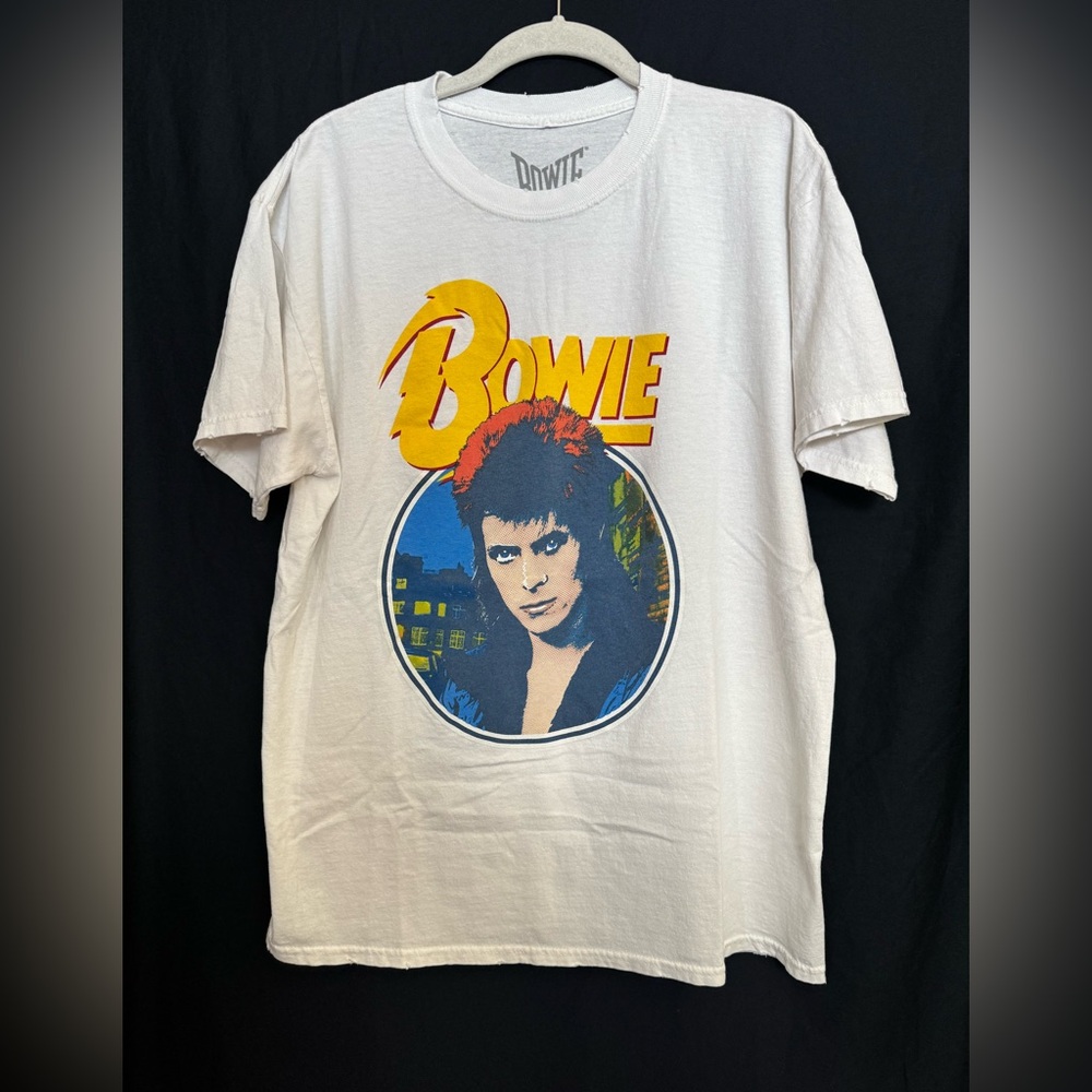 EUC David Bowie Distressed T-Shirt - L/XL